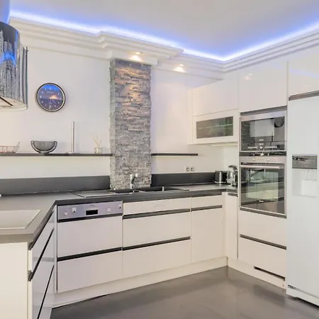 Apartamento De Standing En Front De - Juan-les-pins Antibes