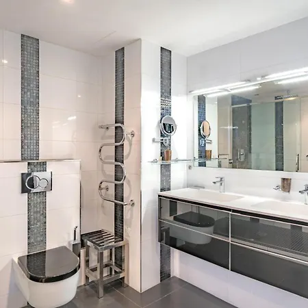 De Standing En Front De - Juan-les-pins Apartamento